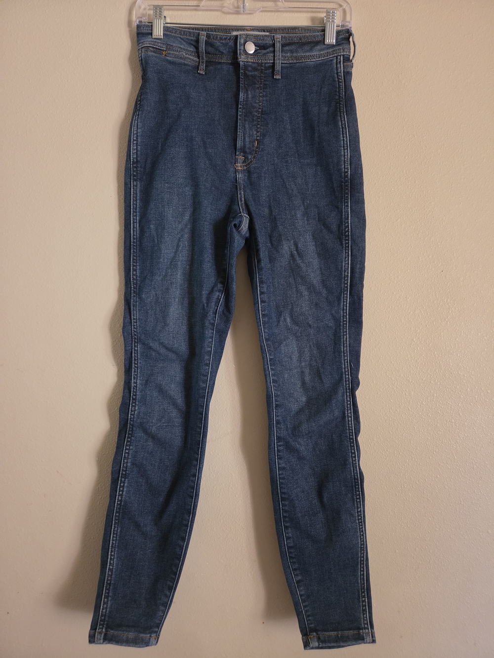 Everlane Women's Skinny Jeans in Medium Blue Denim